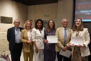 La Fundación ICOMEM entrega los Premios Dr. Vicente Pozuelo a dos iniciativas que humanizan la atención sanitaria de Madrid